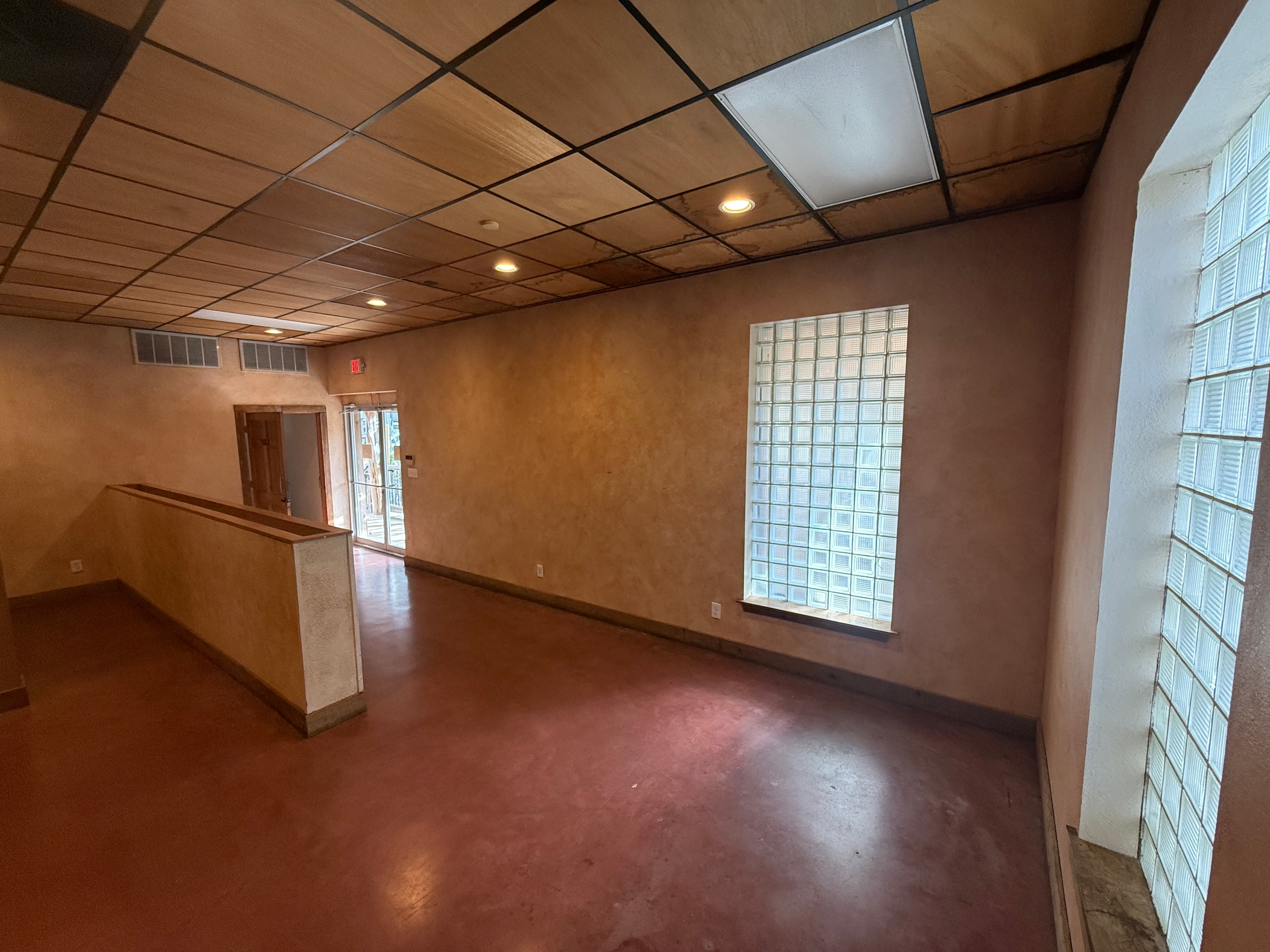 1204 N Camp St - Main View